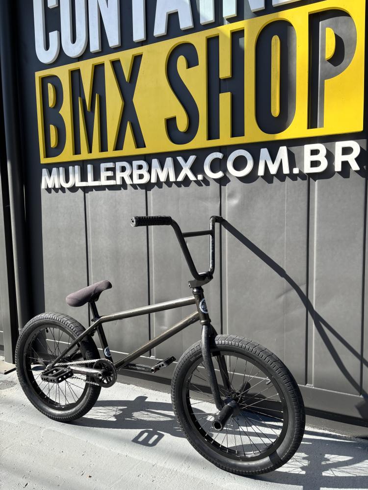 BMX SEMI NOVA NIVEL PROFISSIONAL