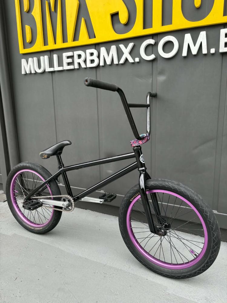 BMX SEMI NOVA NIVEL AMADOR 